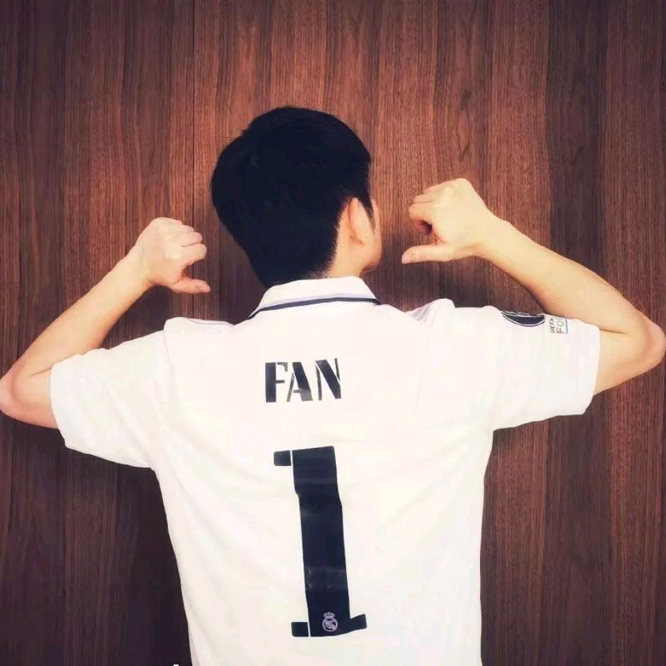 🌈爱吃胡辣汤的小钱🤟