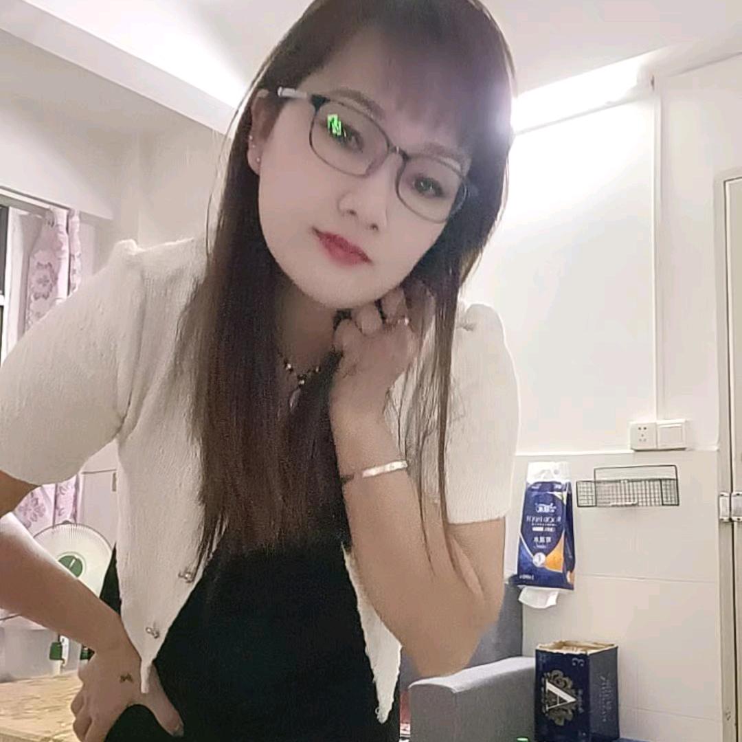 黄安娜