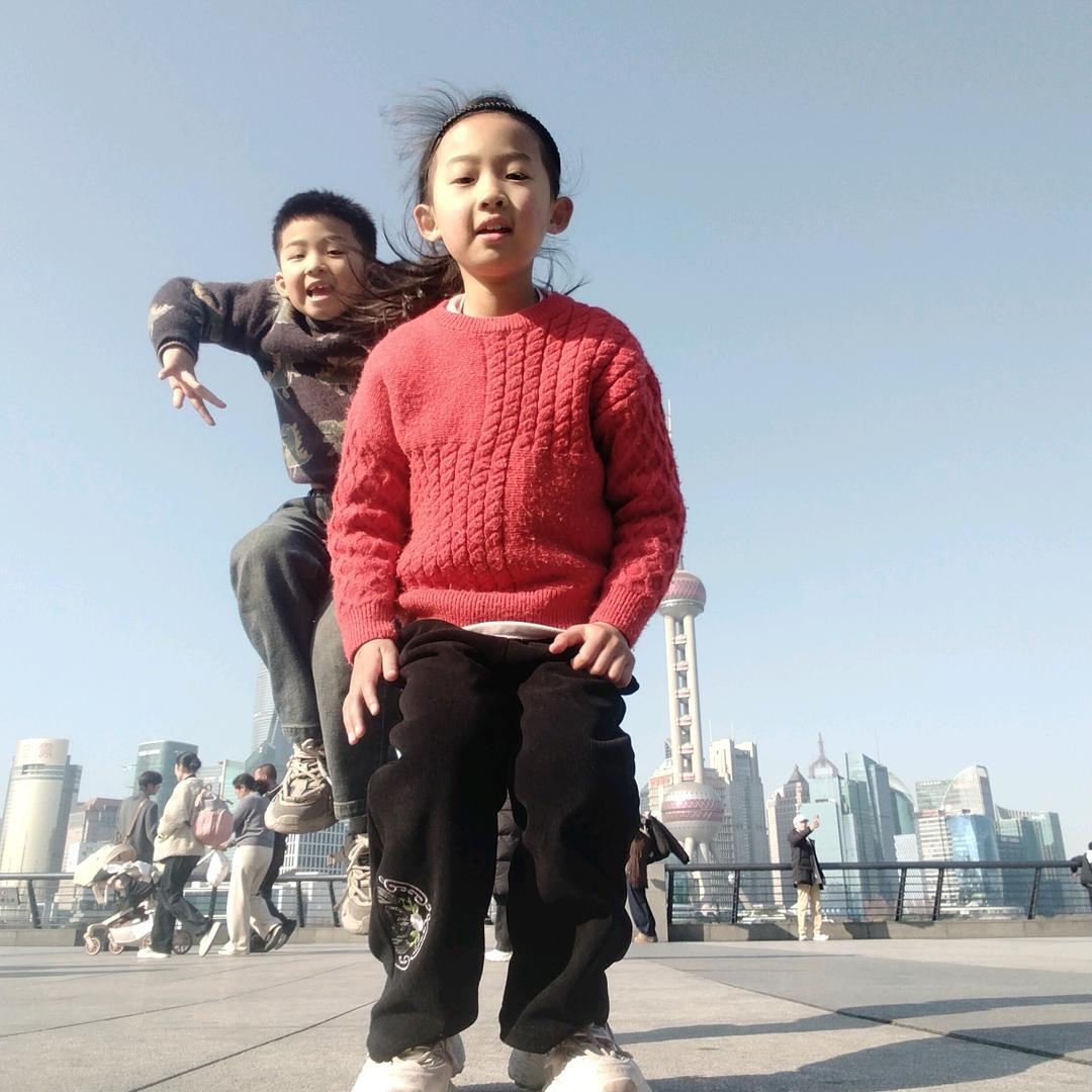 我是熊华联。