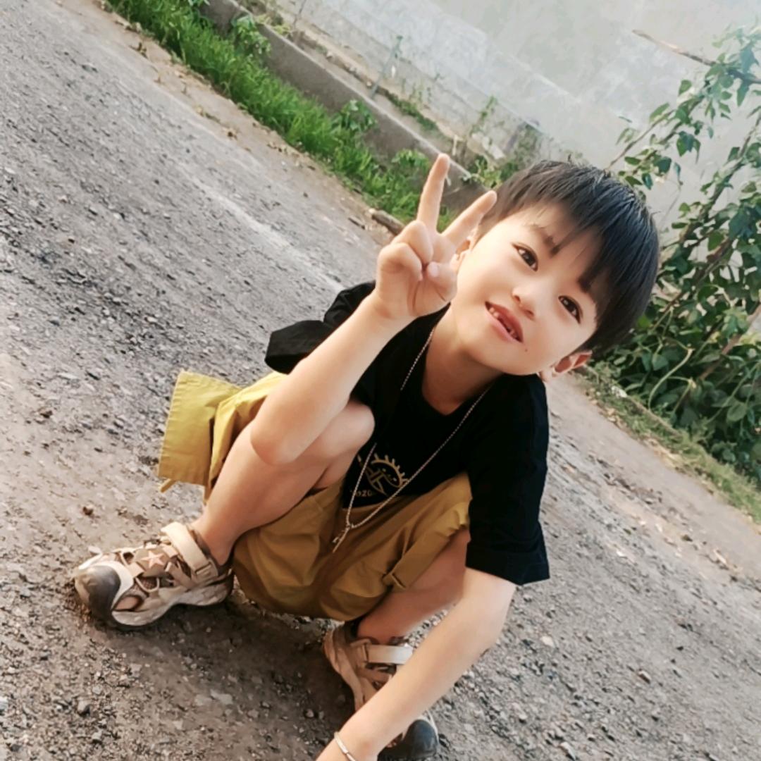 @@໑ຼₒ₂5ღ᭄ 好运➕满' ♥️: