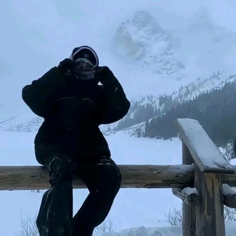 涉嫌帅气逼人被封禁三个月