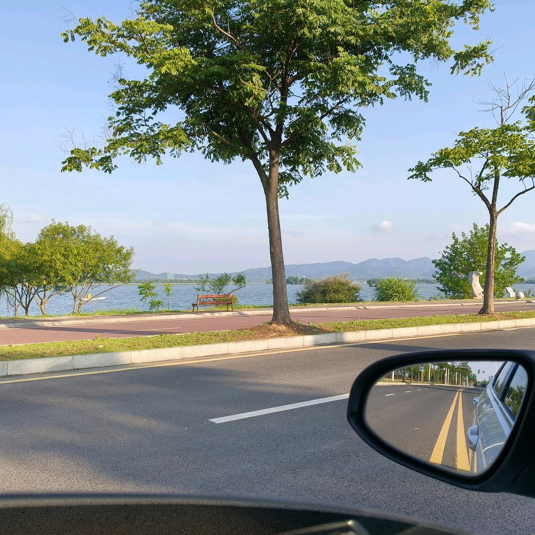 岁月静好，天天吃饱