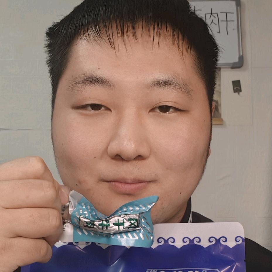 娄哥爱吃牛肉干