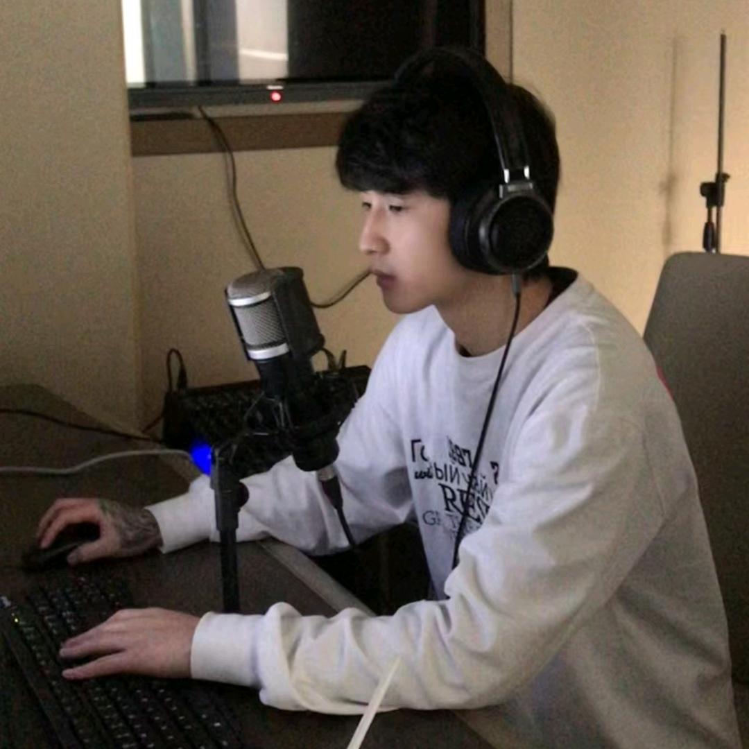 尹泉彬KEYS