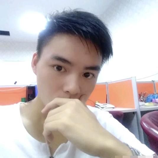 忆白