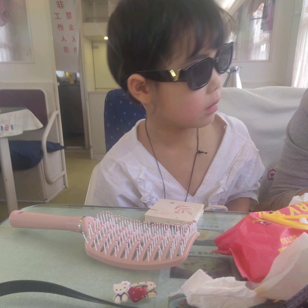 15岁小香童妈妈