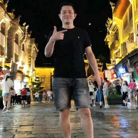 退伍兵（阿龙）