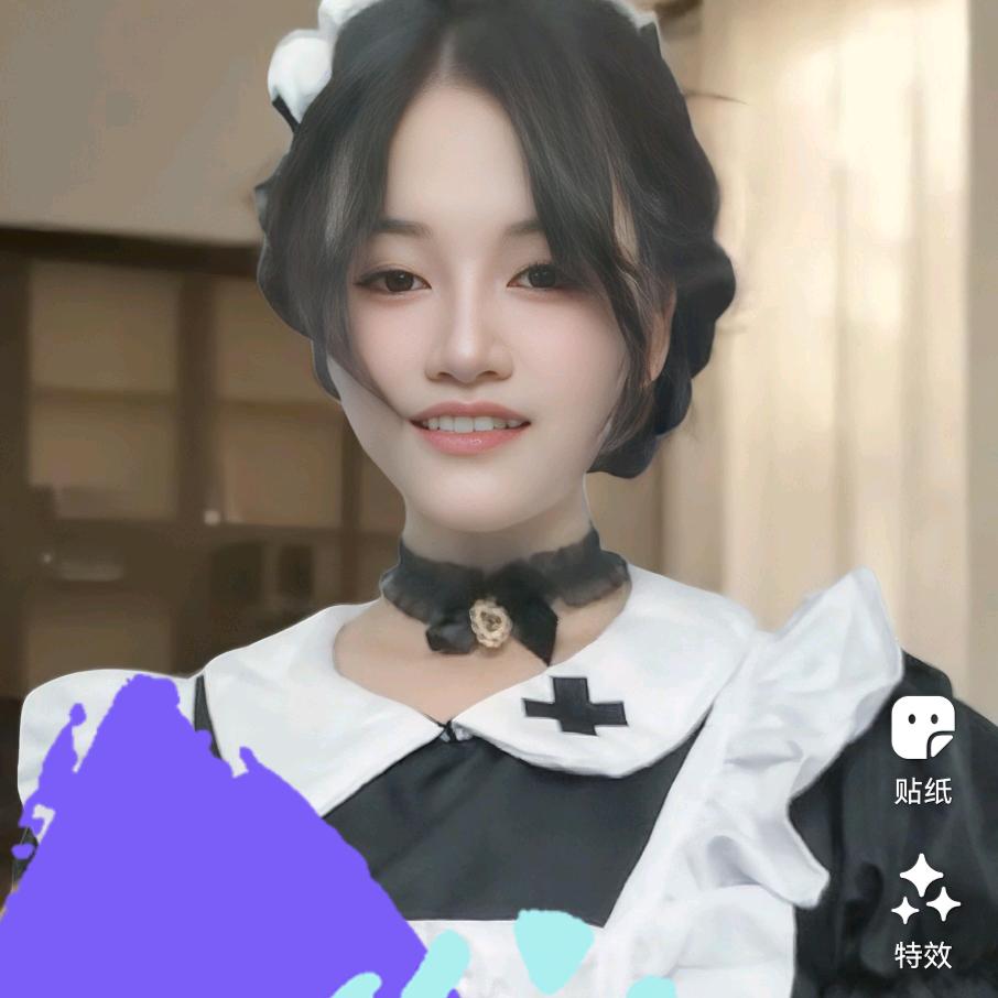 爱笑的阿芳