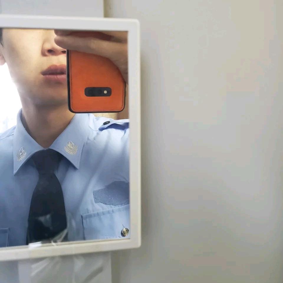 李笑、