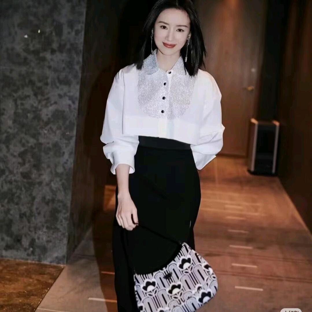 ᥫᩣ 乐在分享。