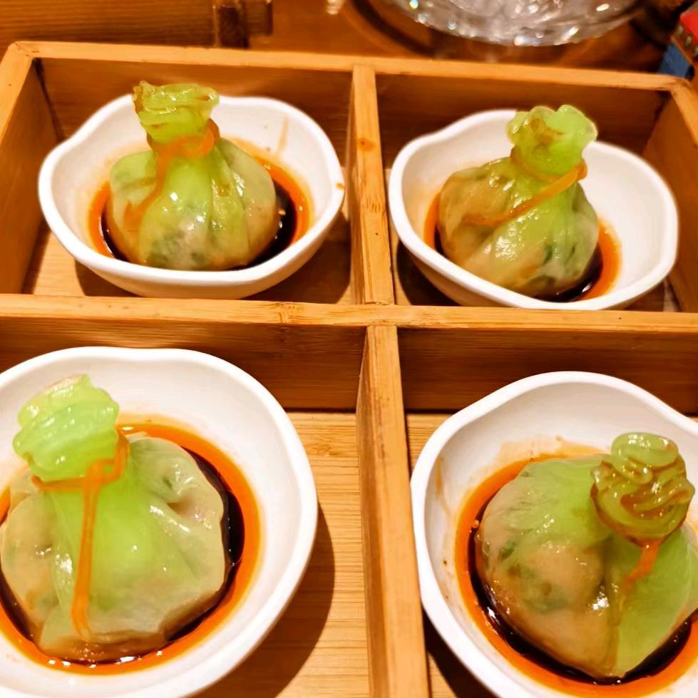 老张爱吃零食