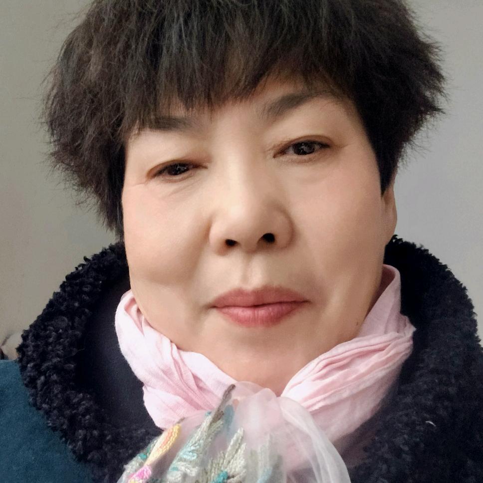 （幸福奶奶我是一位走路主播来挣生活费的