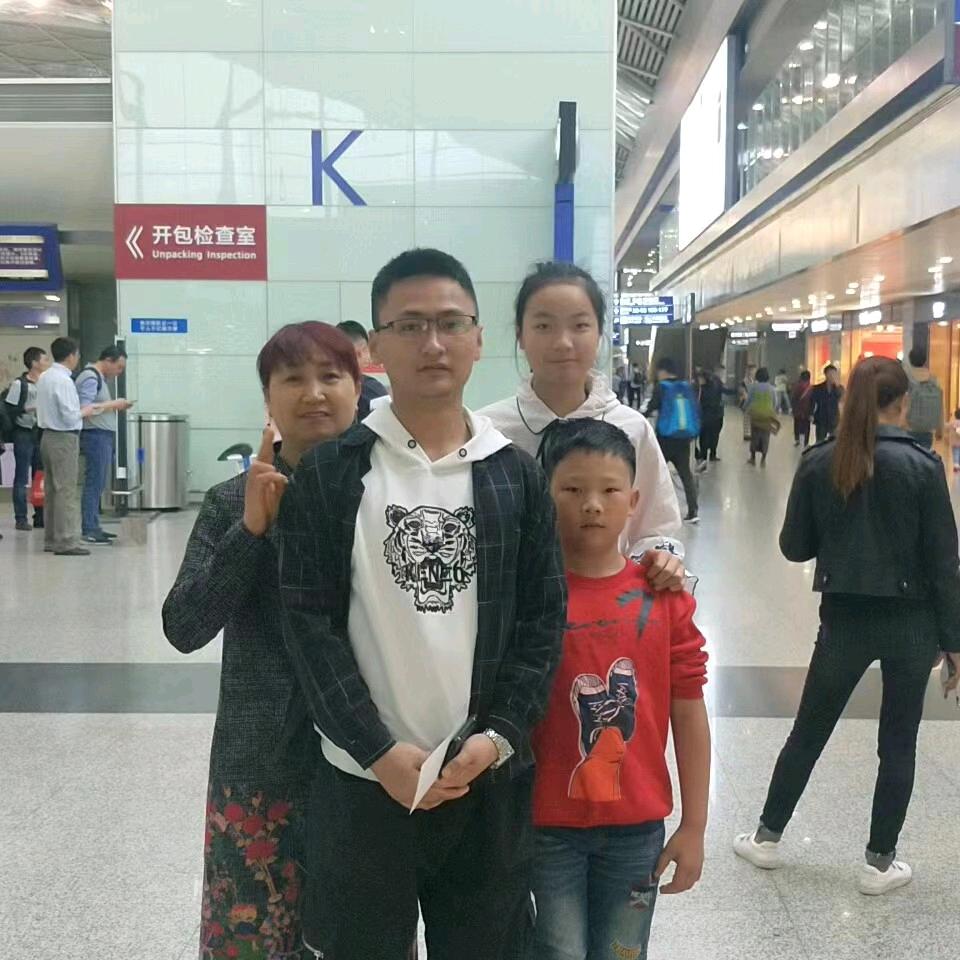宋晓玲！