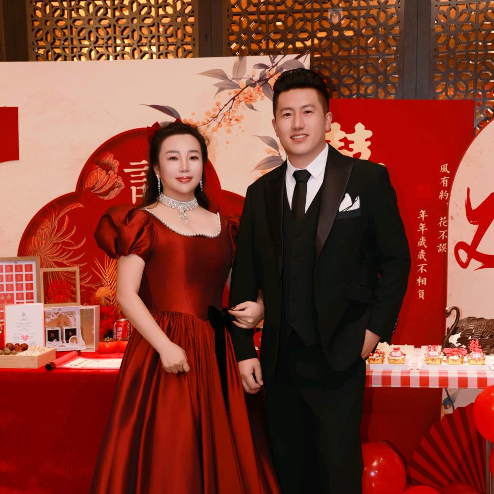 猛撞瘸子那条好腿🚘