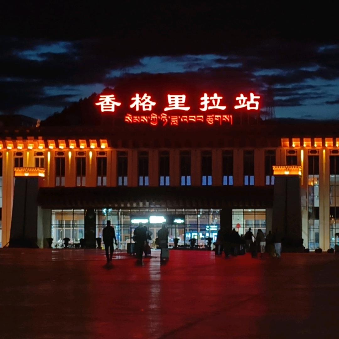 东先生