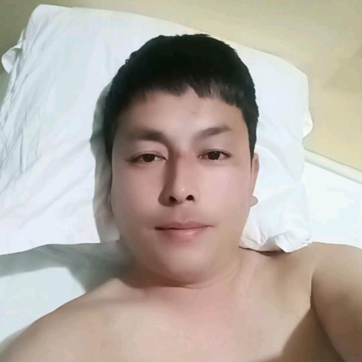 开翻斗的那小伙