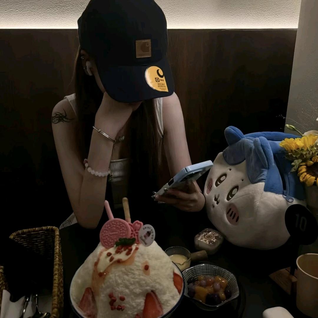 芬昱