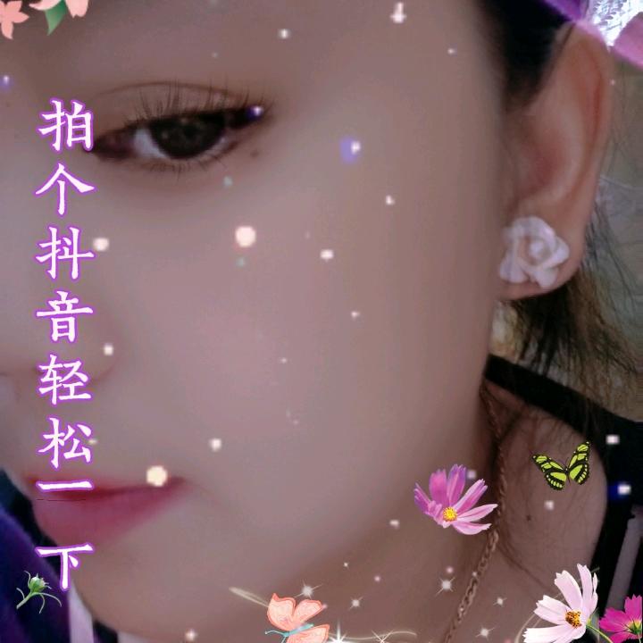 九九农村的姑娘。