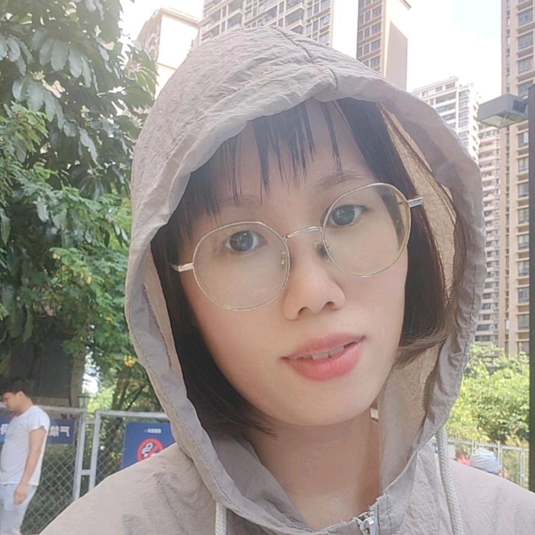 家政护工小盘