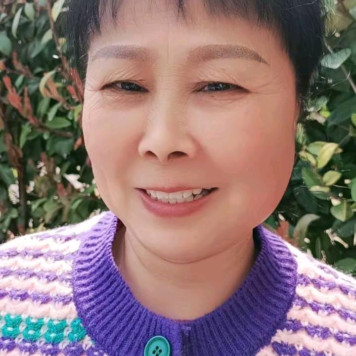 张姐爱唱歌