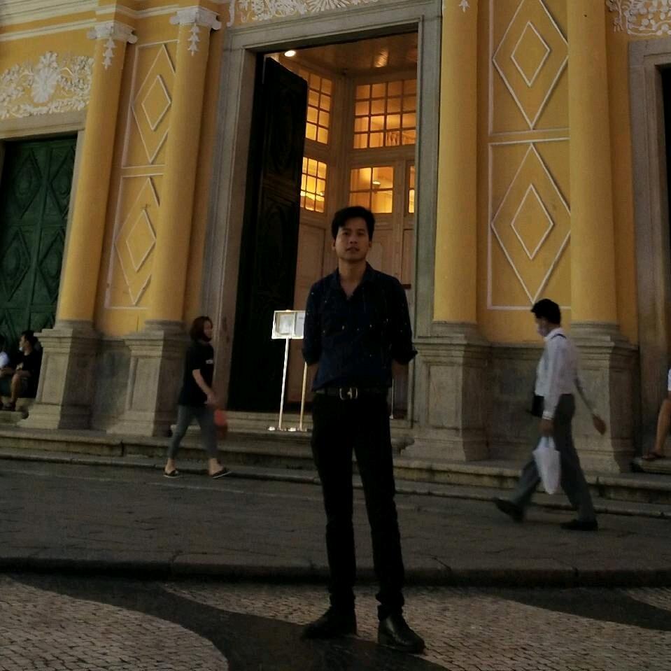 何浩（铝材批发，新亚，粤盾）