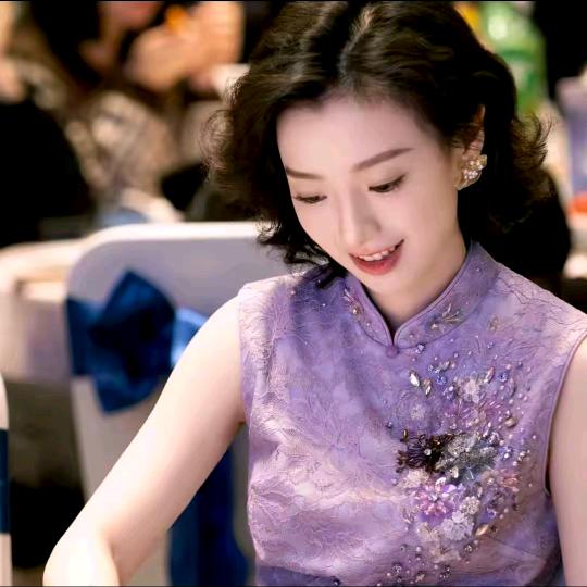 西子小老板娘（穿搭分享）