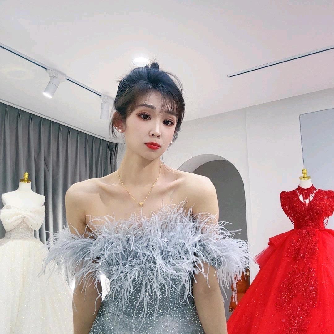 婚礼主持人露露公主