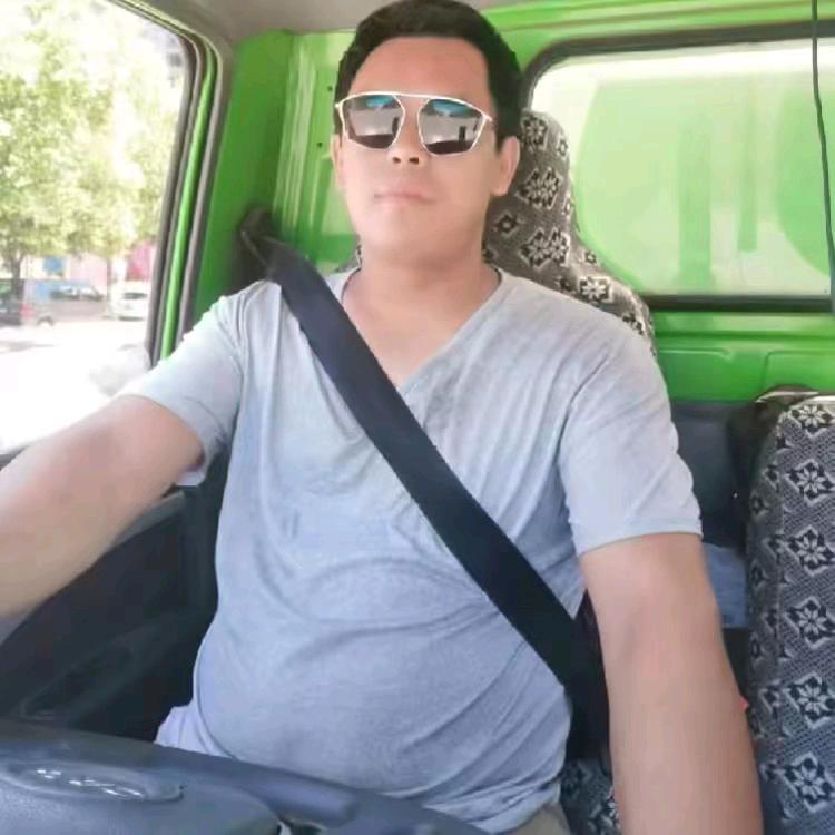 天生傲骨岂能输