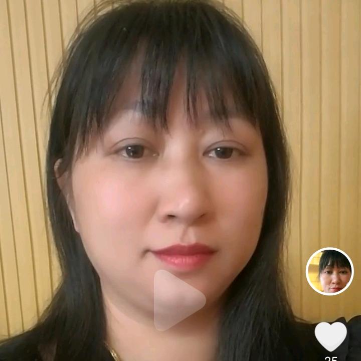 辉黄丽达