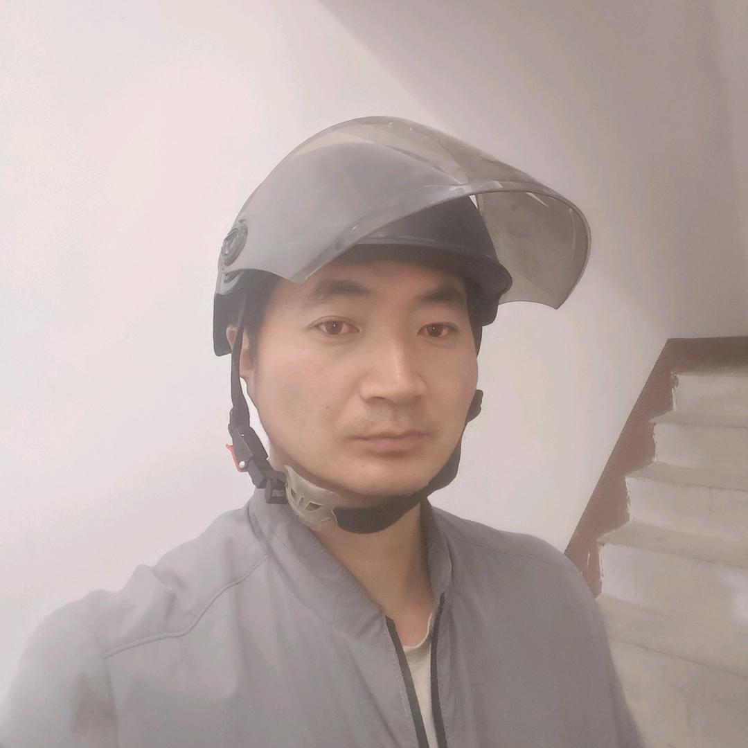 阿伟