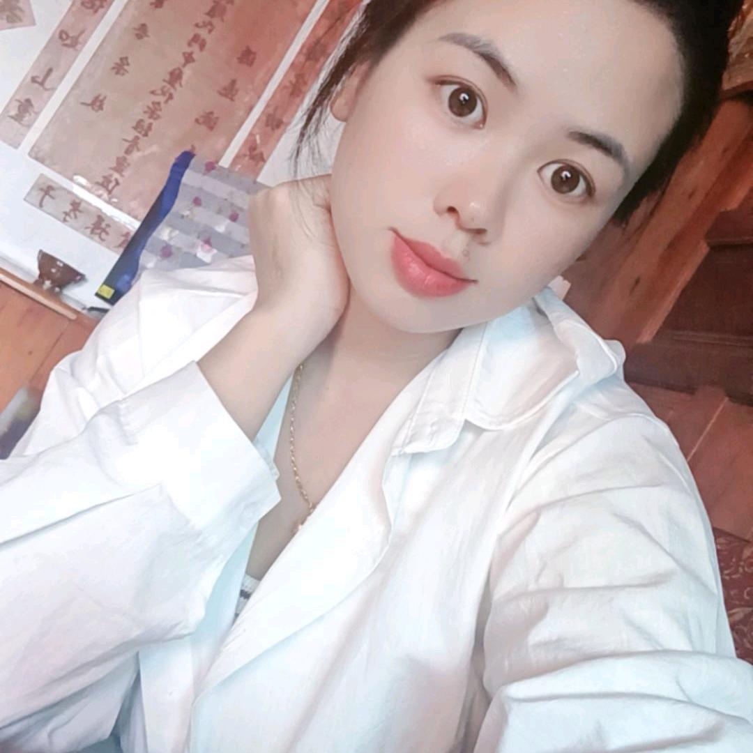 云南景颇族飞飞姐