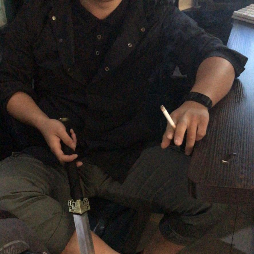 云淡风轻处，笑看风云变
