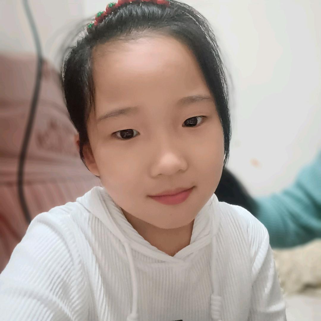 税雨欣