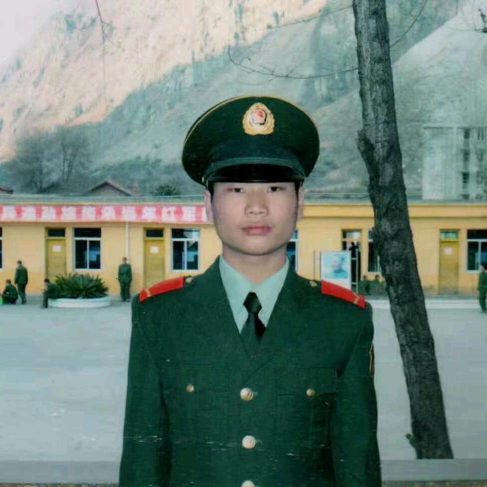 自律阿彪