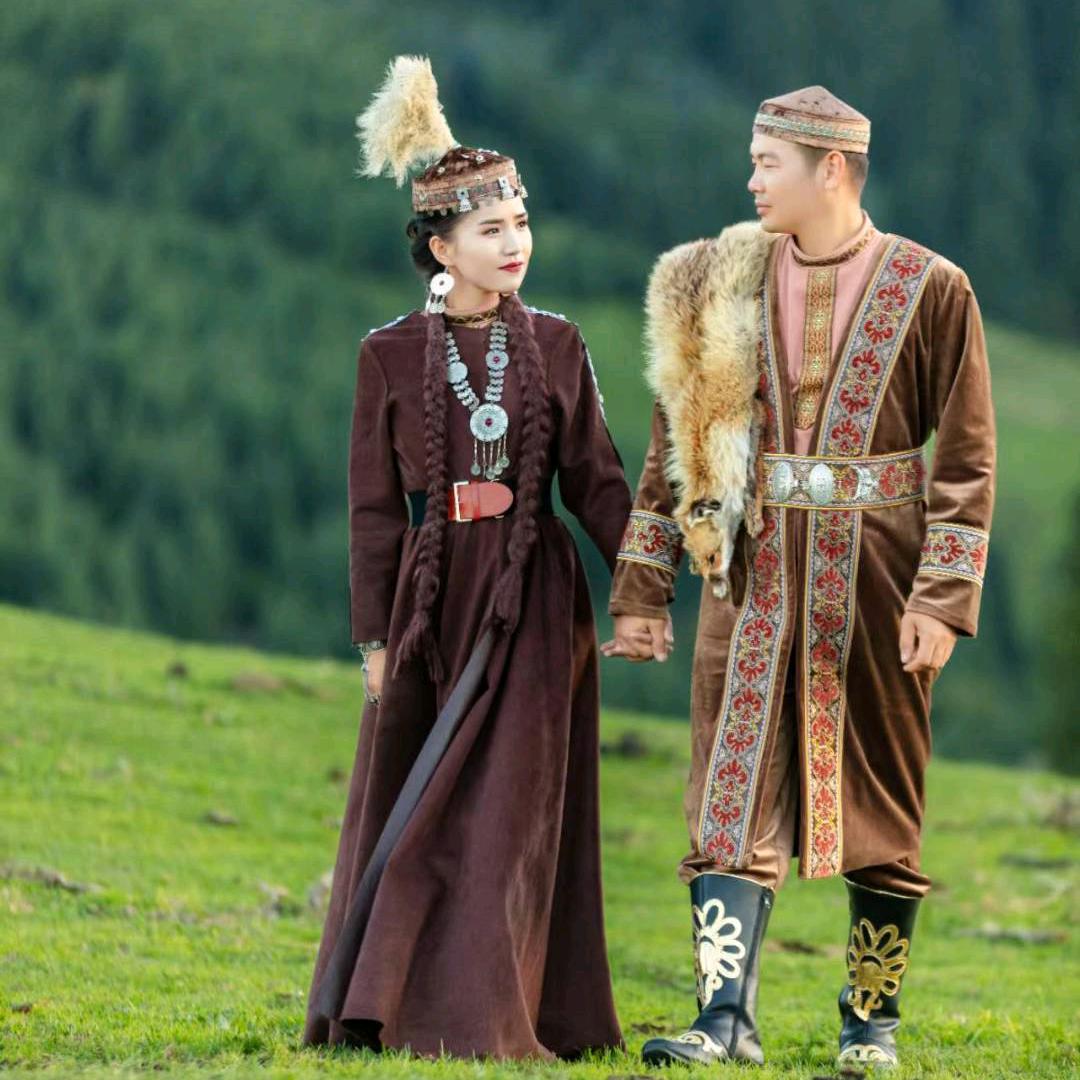 艾达依跟艾扎达妈咪