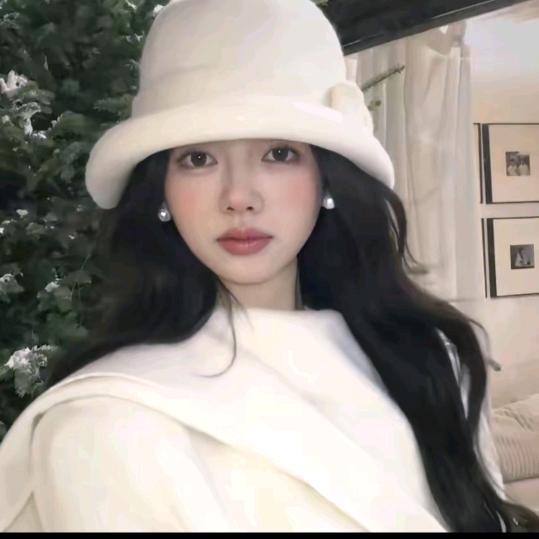 我是秋秋呀-私服穿搭号