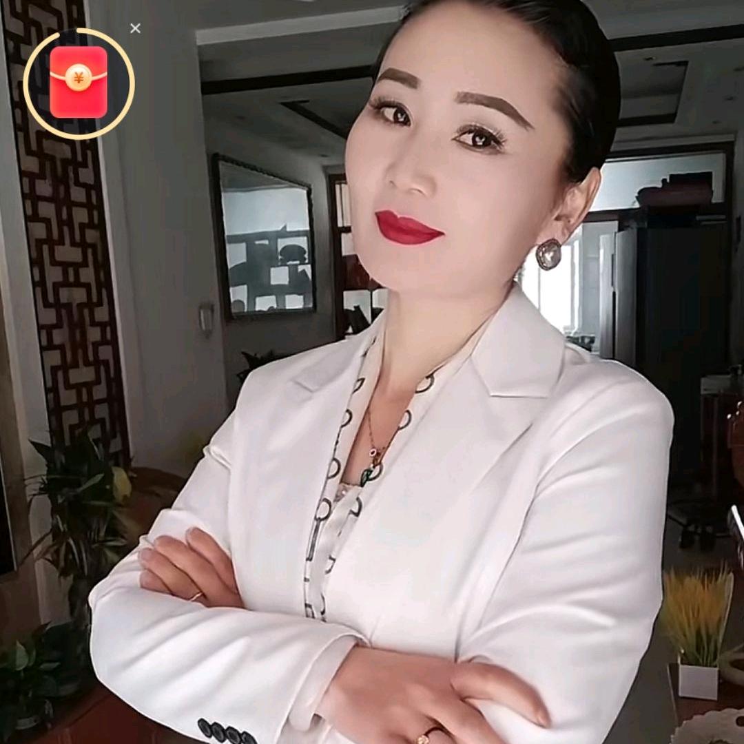 丽华独秀