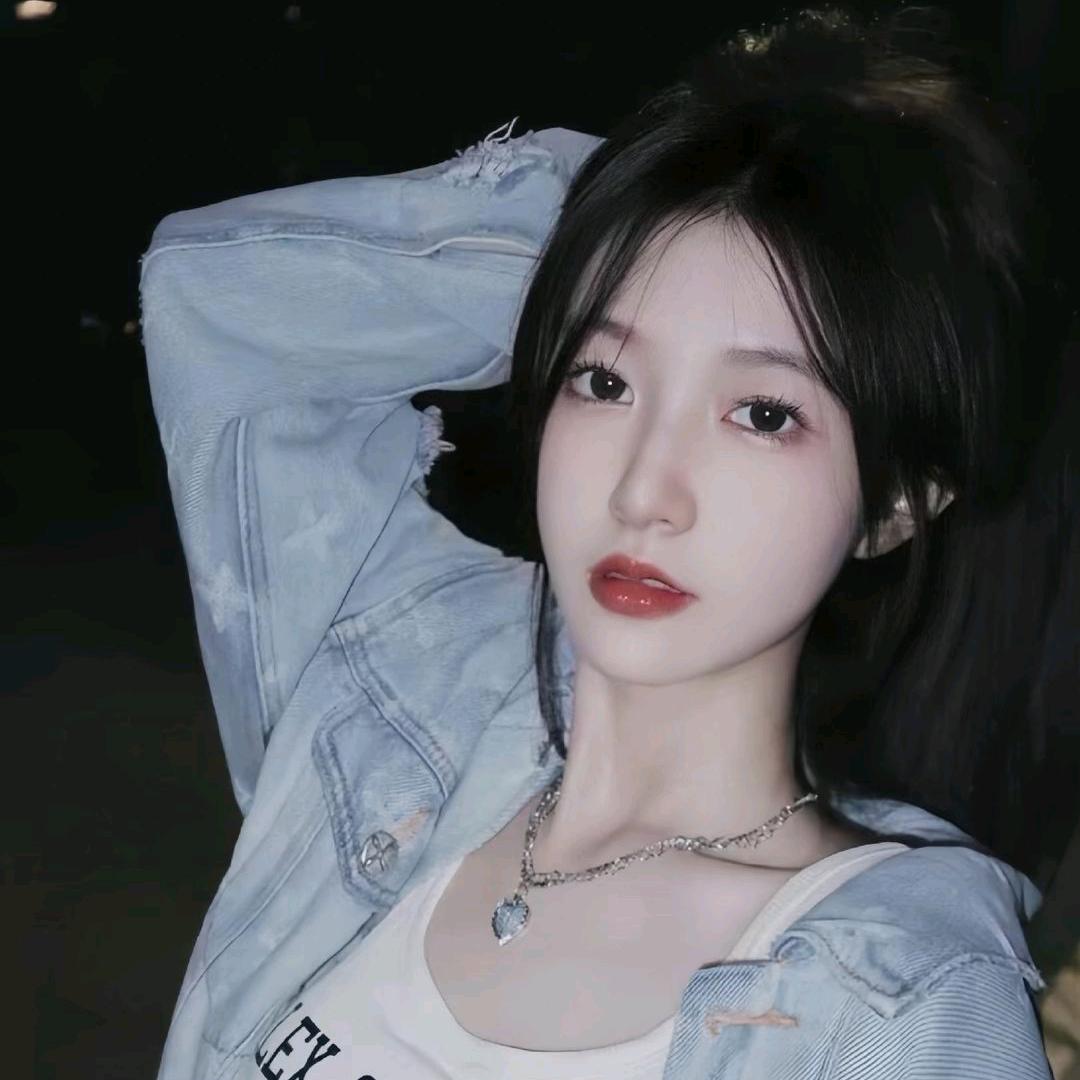 妍”妍