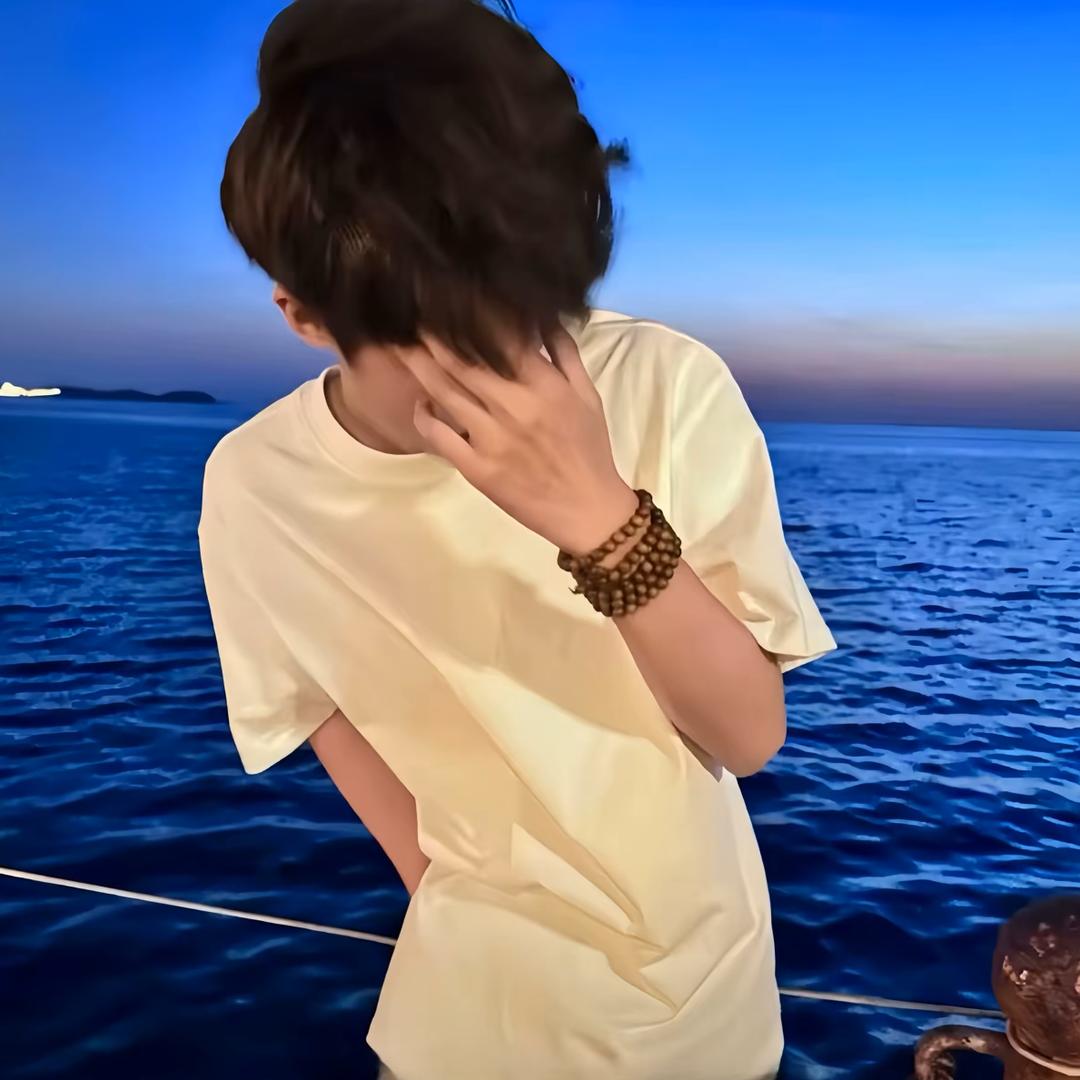 嗯…