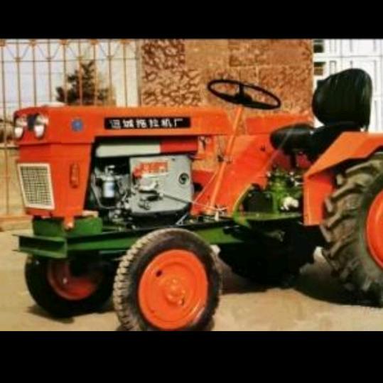 新款拖拉机