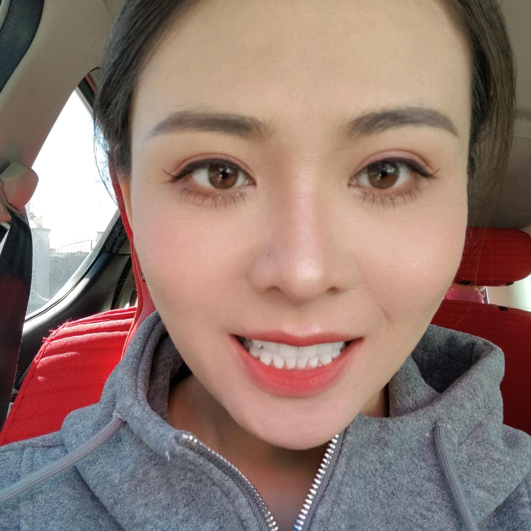 乔美（化妆、美甲、美白牙齿）