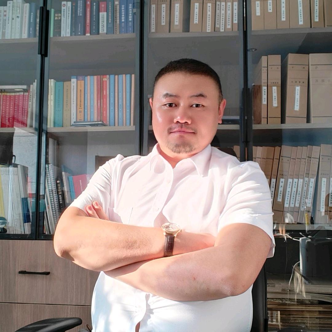 律师崔文强