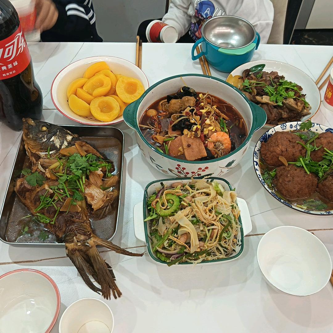 杨杨得亿