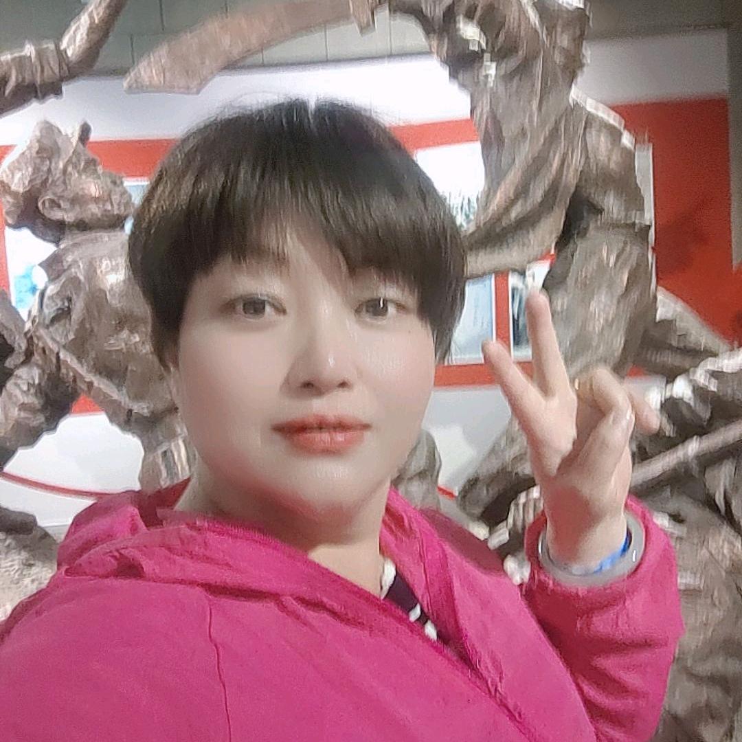 🌹燕姐💐爱唱歌🌹