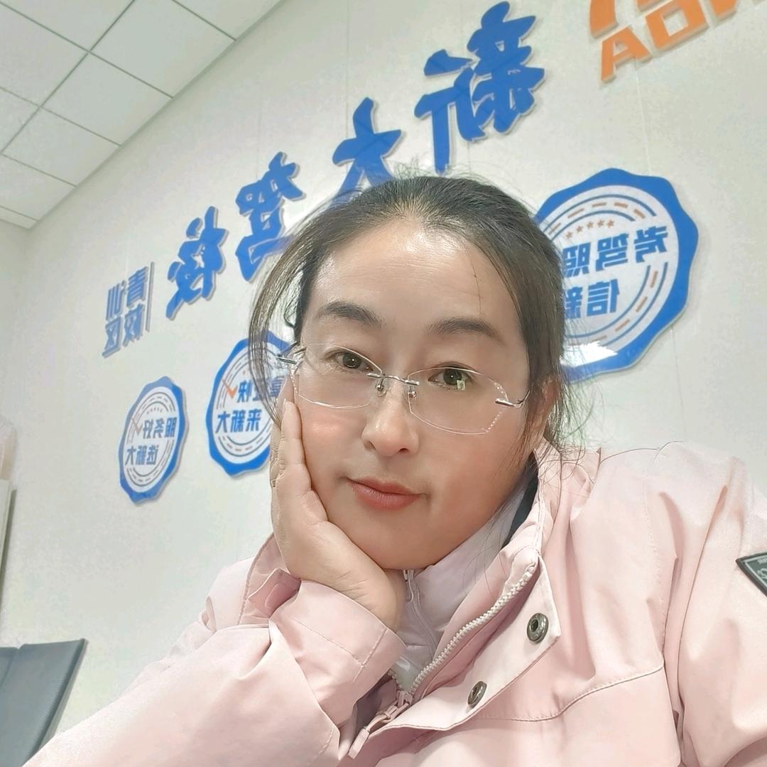 新大驾校教理论的路老师