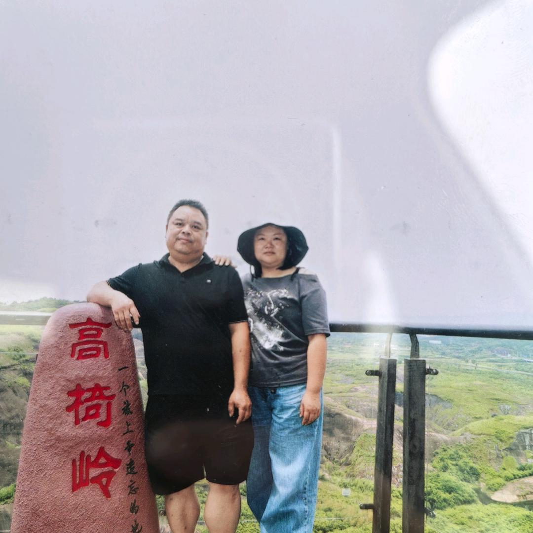 坨哥梦源家电