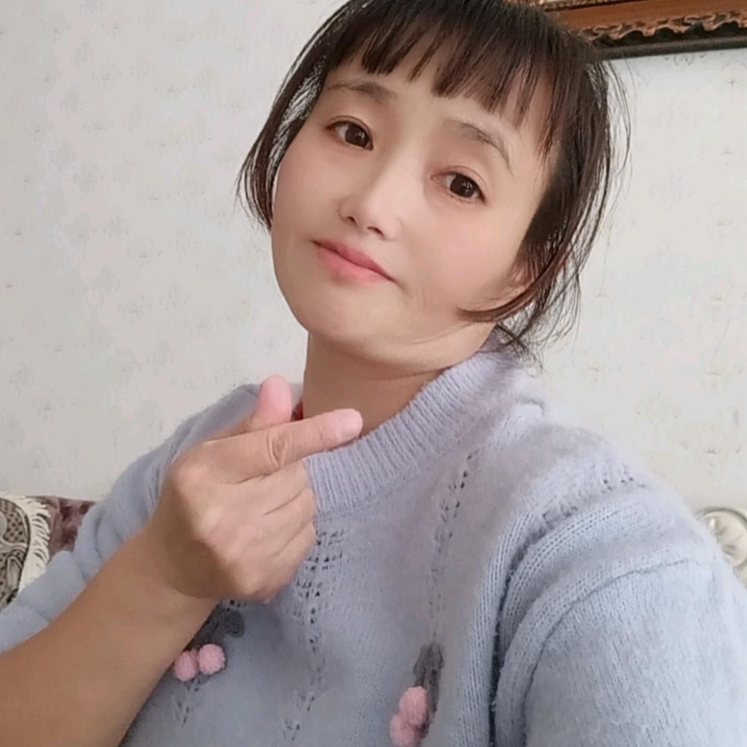 （櫥窗）燕子姐姐😁(唱歌)🎤大号