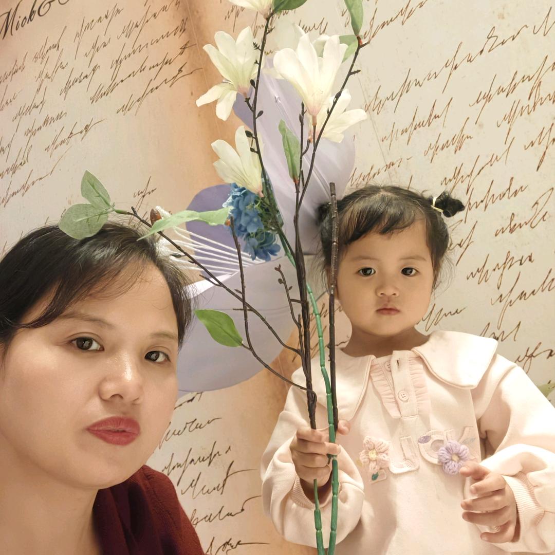 ♥(｡￫v￩｡)♥牛多欢(星城店)宋容