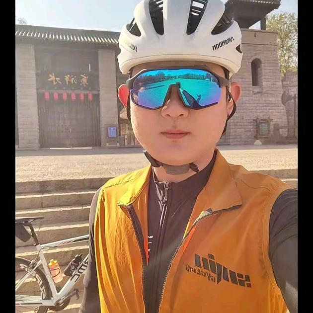 七七⁷⁷⁷⁷⁷（骨折恢复中）