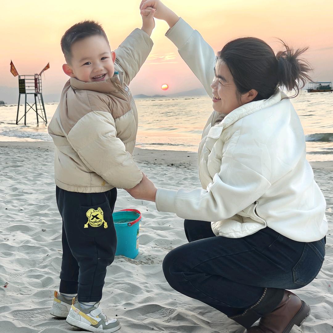 三人行旅游泽泽